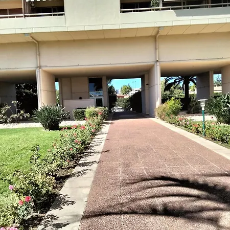 Baie Cannes Golf Piscine Appartement *